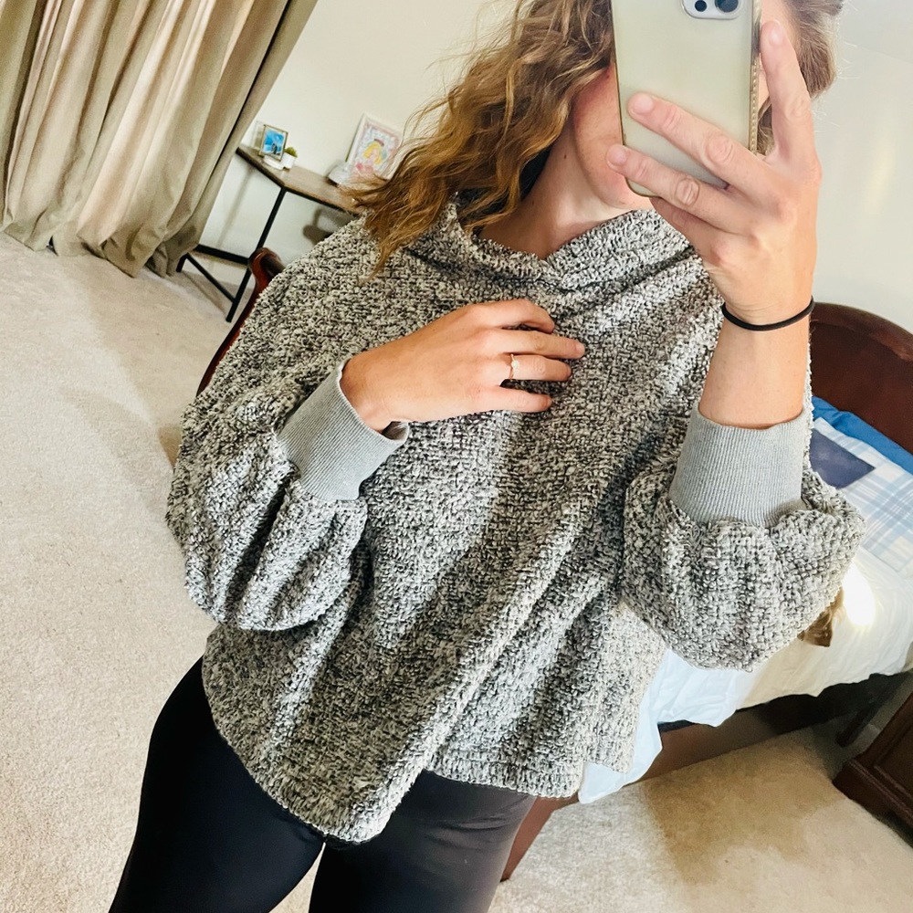 SHEIN, size L, gray hoodie.